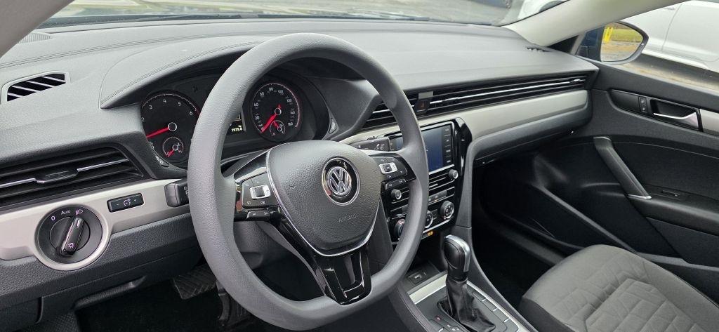 Volkswagen Passat  2020