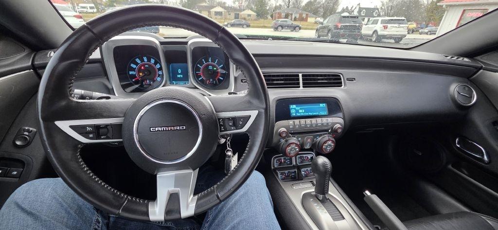 Chevrolet Camaro  2011