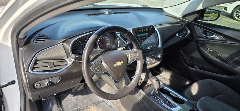 Chevrolet Malibu  2018