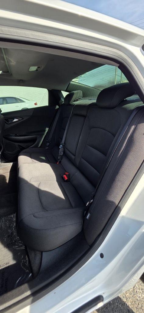 Chevrolet Malibu  2018