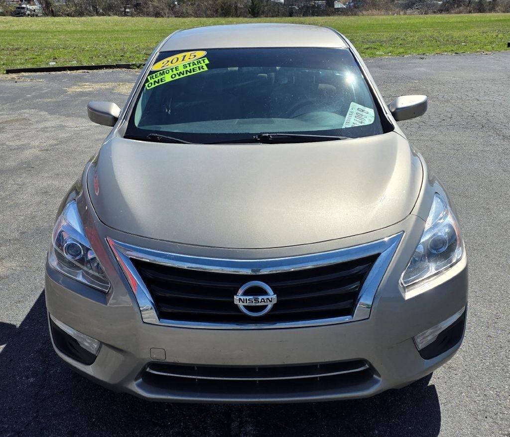 Nissan Altima  2015
