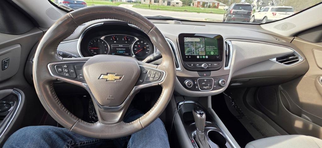 Chevrolet Malibu  2018