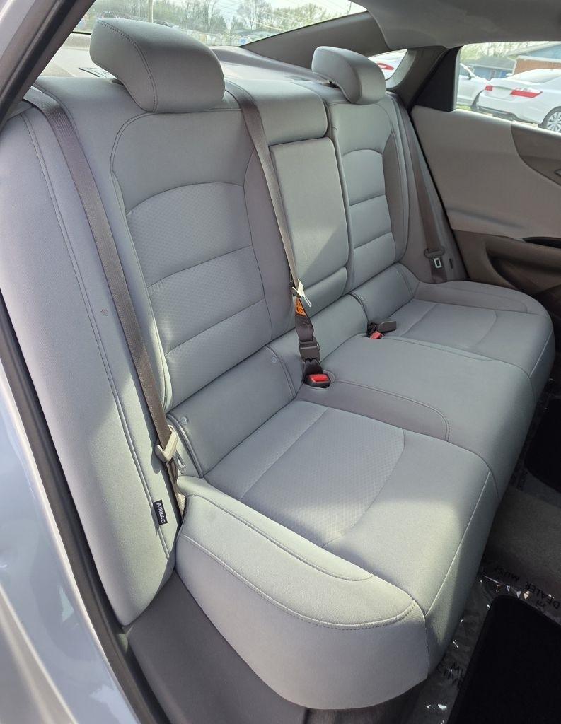 Chevrolet Malibu  2018