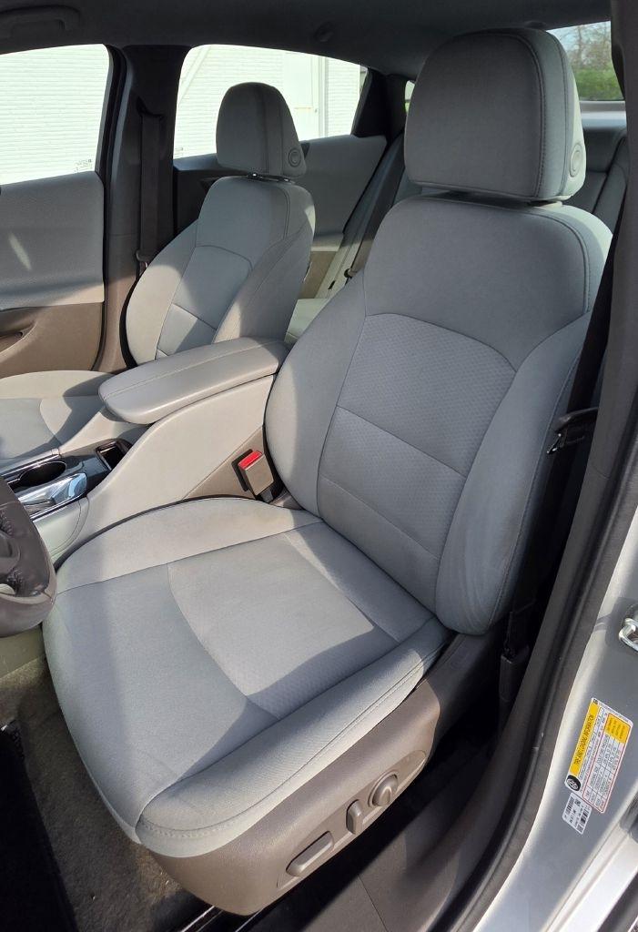 Chevrolet Malibu  2018