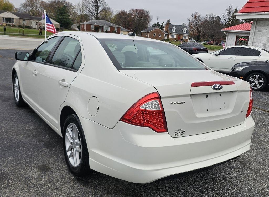 Ford Fusion  2012
