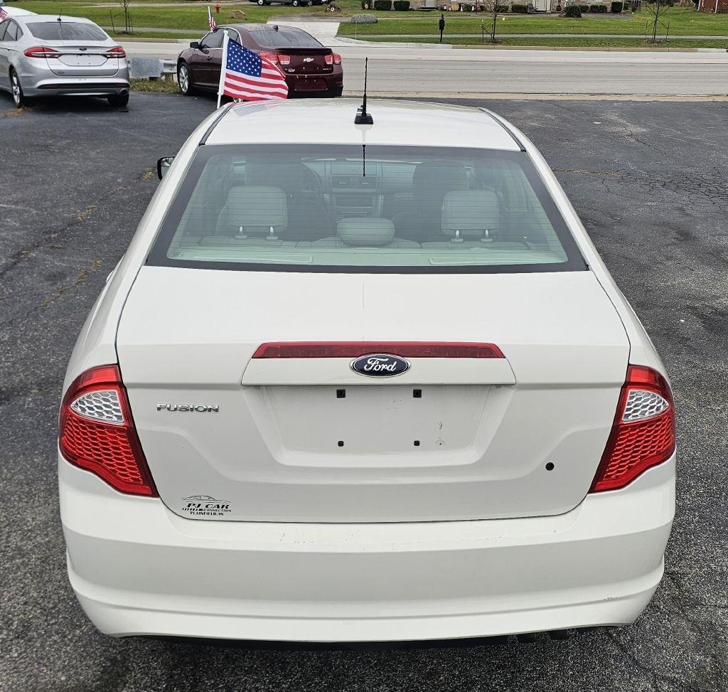 Ford Fusion  2012