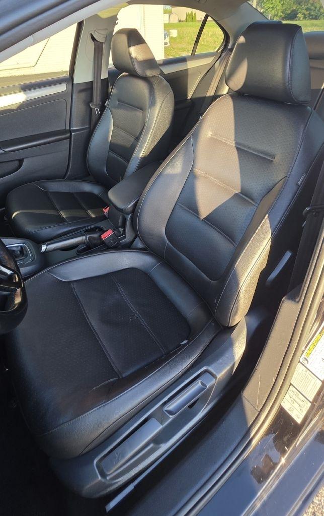 Volkswagen Jetta  2017