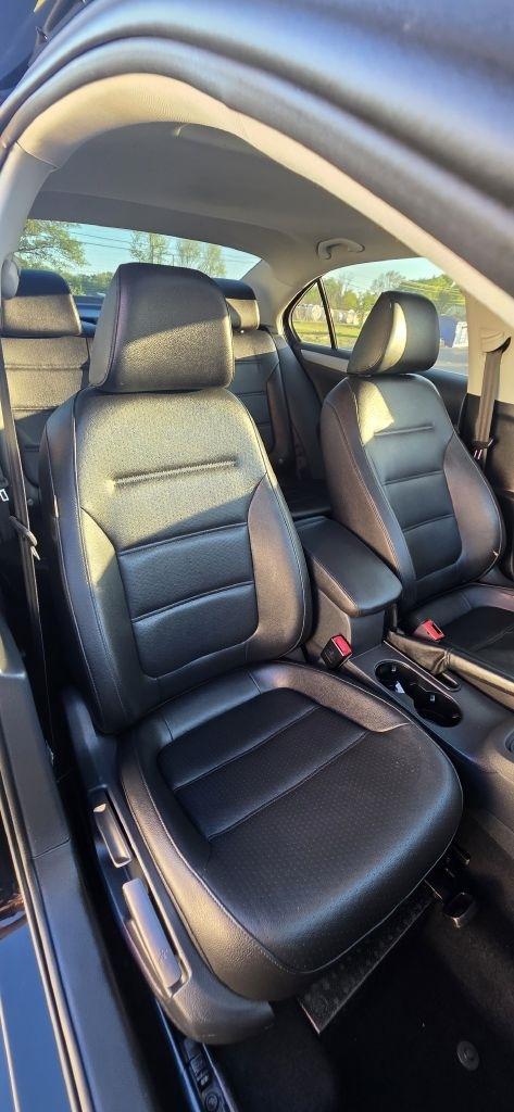 Volkswagen Jetta  2017