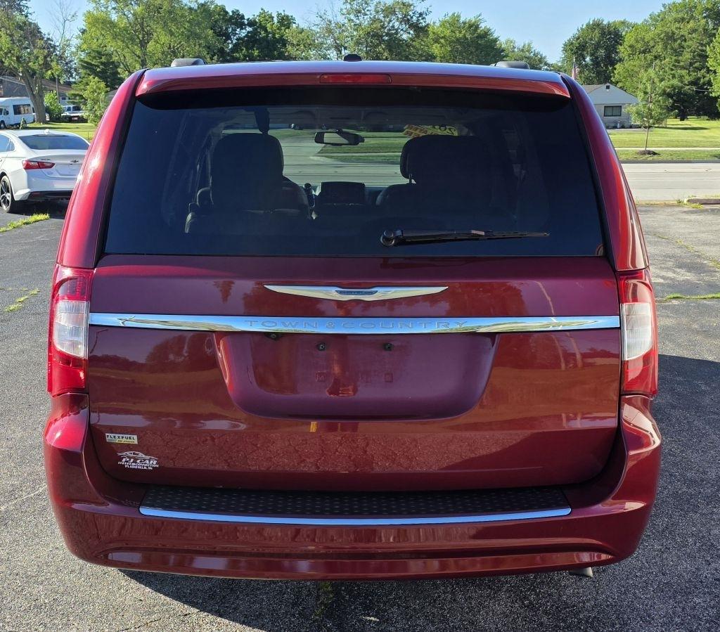 Chrysler Town & Country  2013