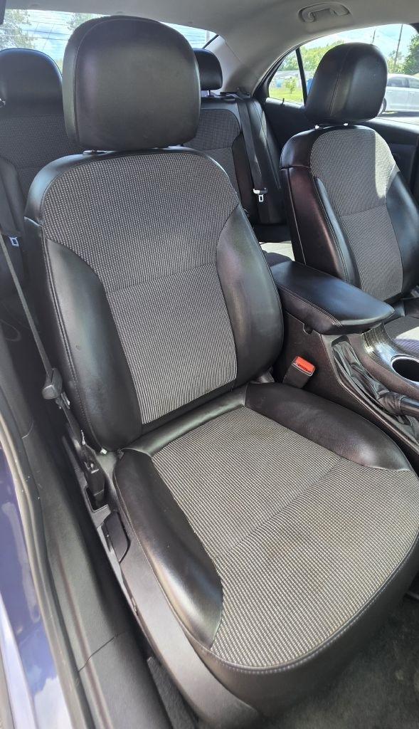 Chevrolet Malibu  2015