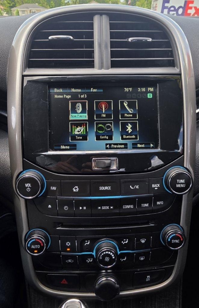 Chevrolet Malibu  2015