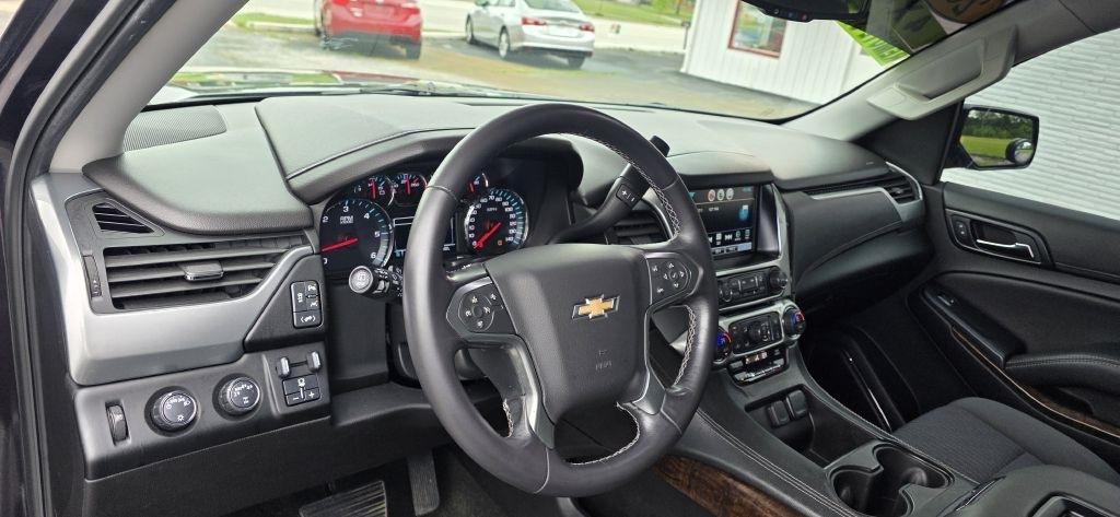 Chevrolet Suburban  2018
