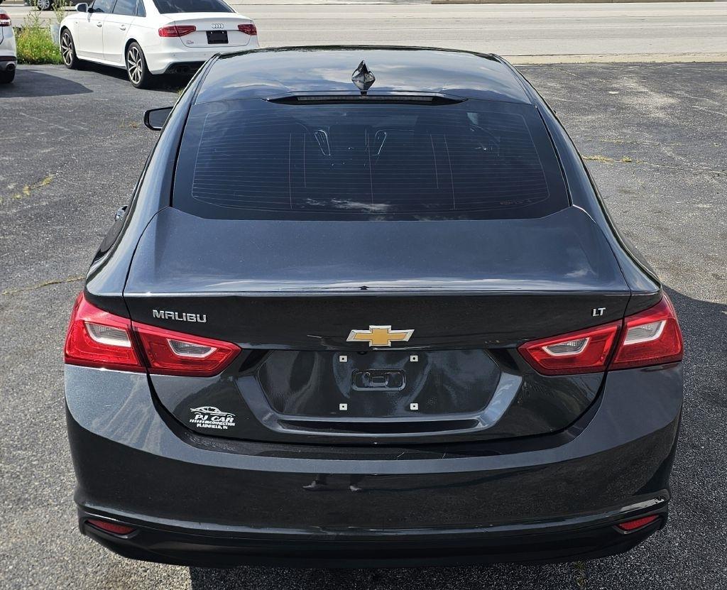 Chevrolet Malibu  2018