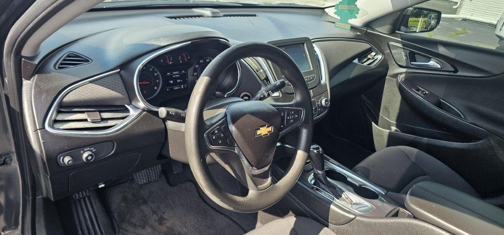 Chevrolet Malibu  2018
