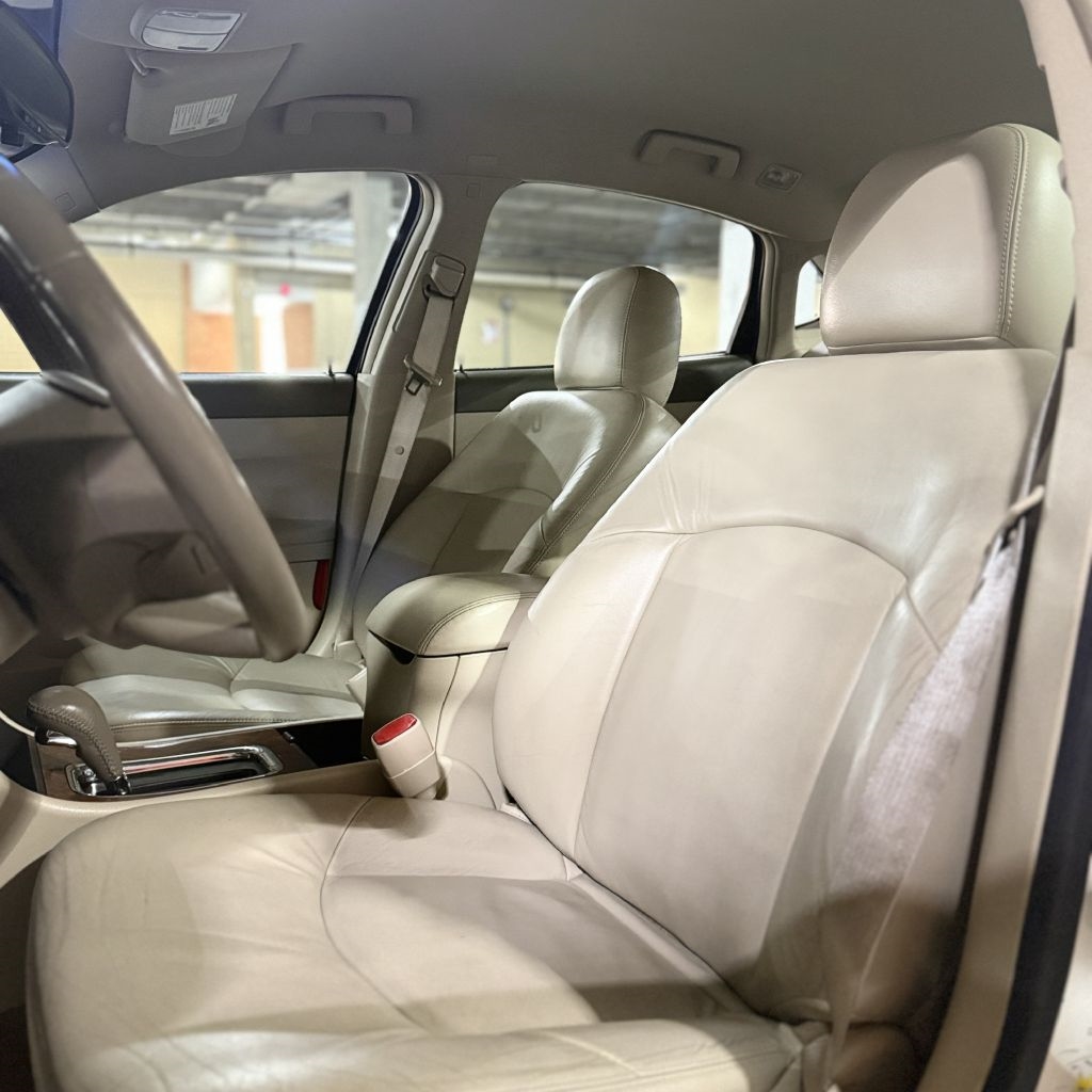 Buick LaCrosse  2006