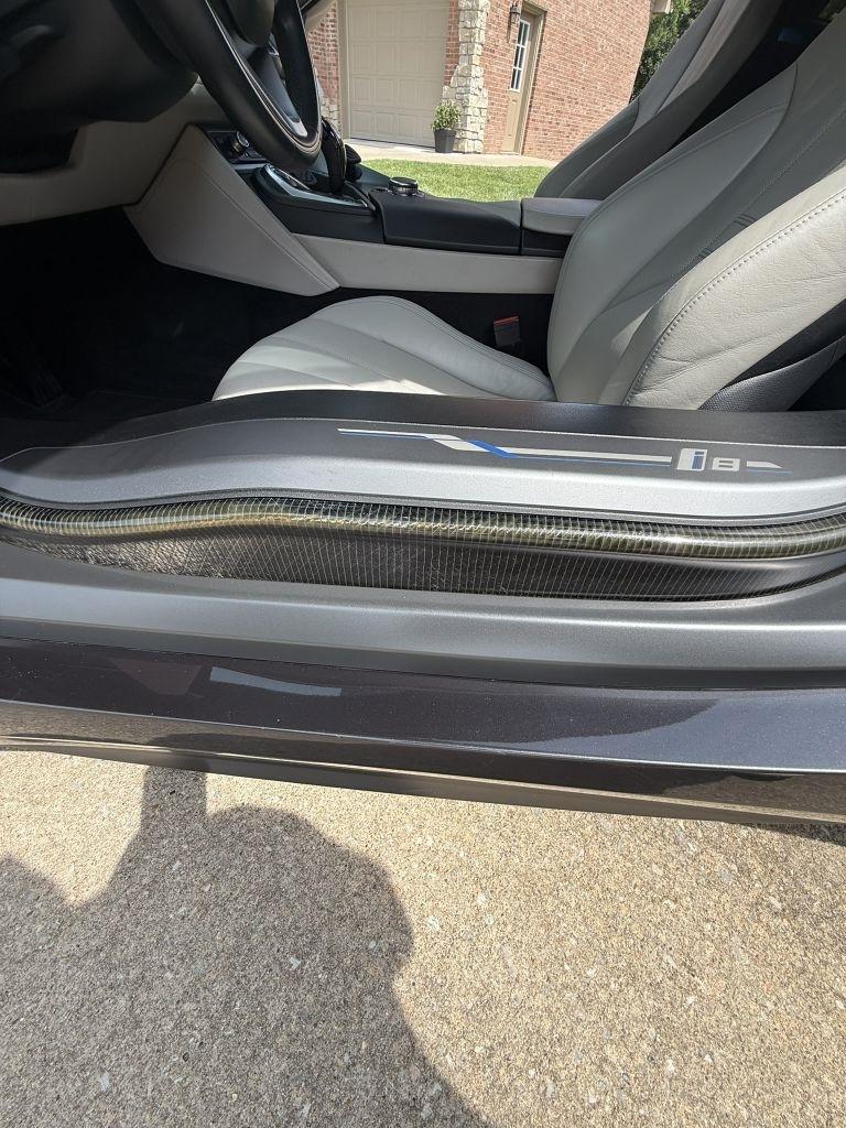 BMW i8  2015