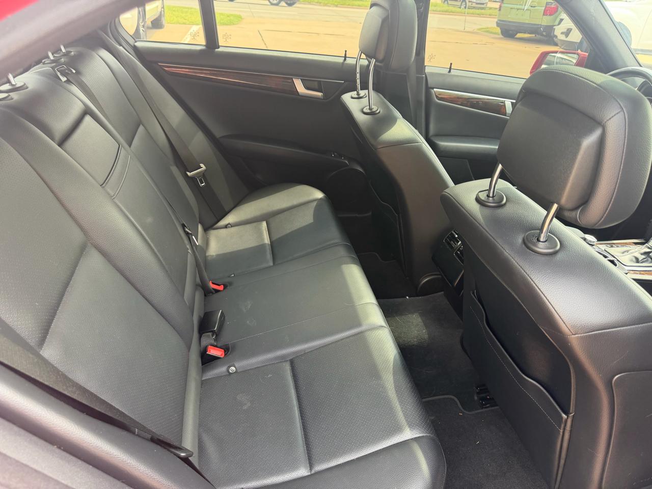 Mercedes-Benz C-Class 4dr Sdn C 300 Sport 4MATIC 2014
