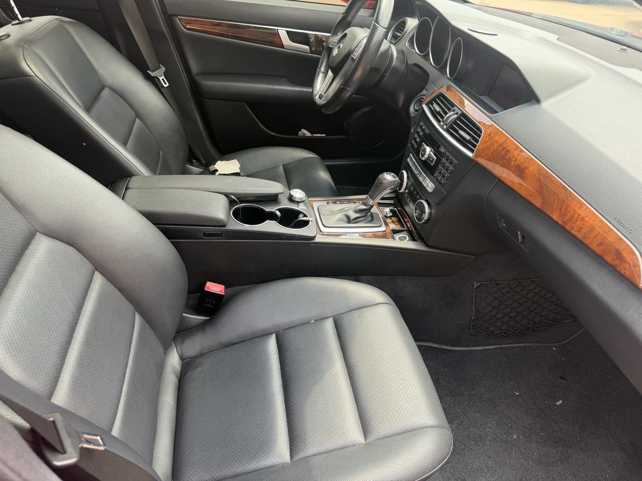Mercedes-Benz C-Class 4dr Sdn C 300 Sport 4MATIC 2014