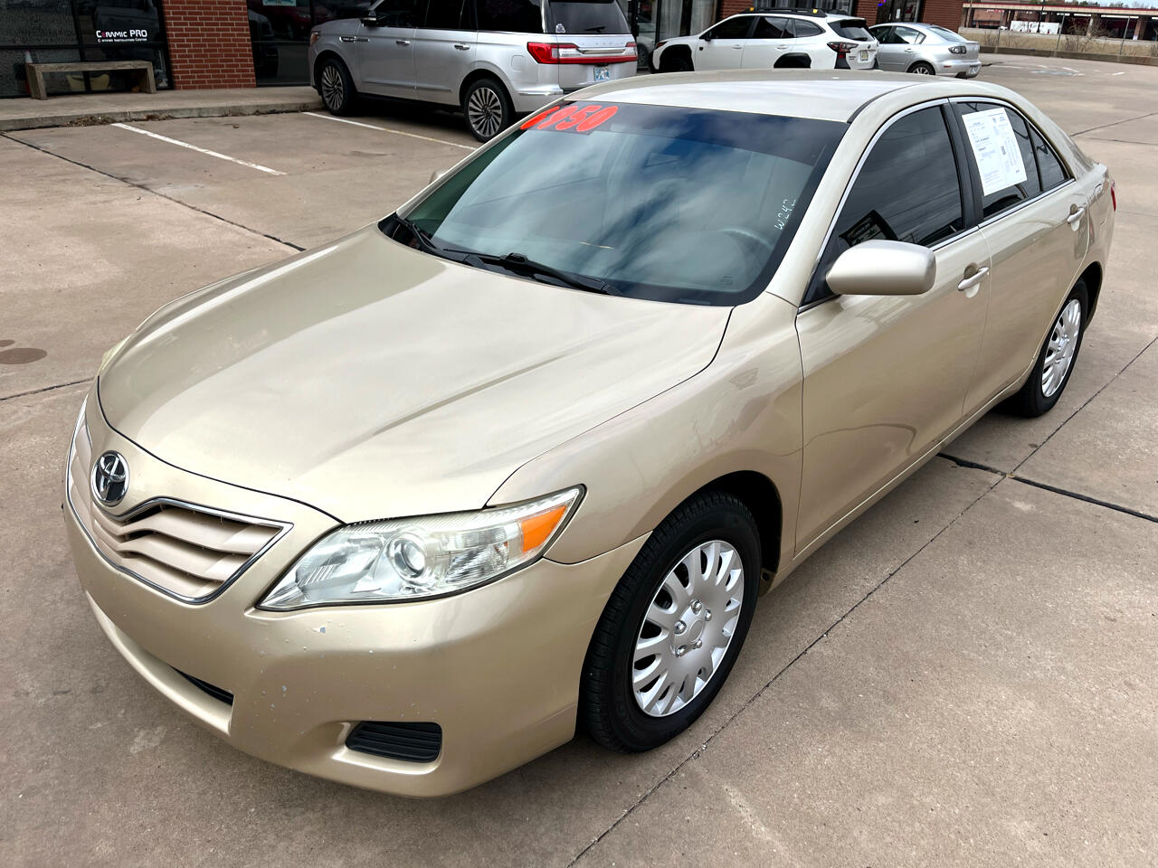 Toyota Camry 4dr Sdn V6 Auto XLE (Natl) 2010