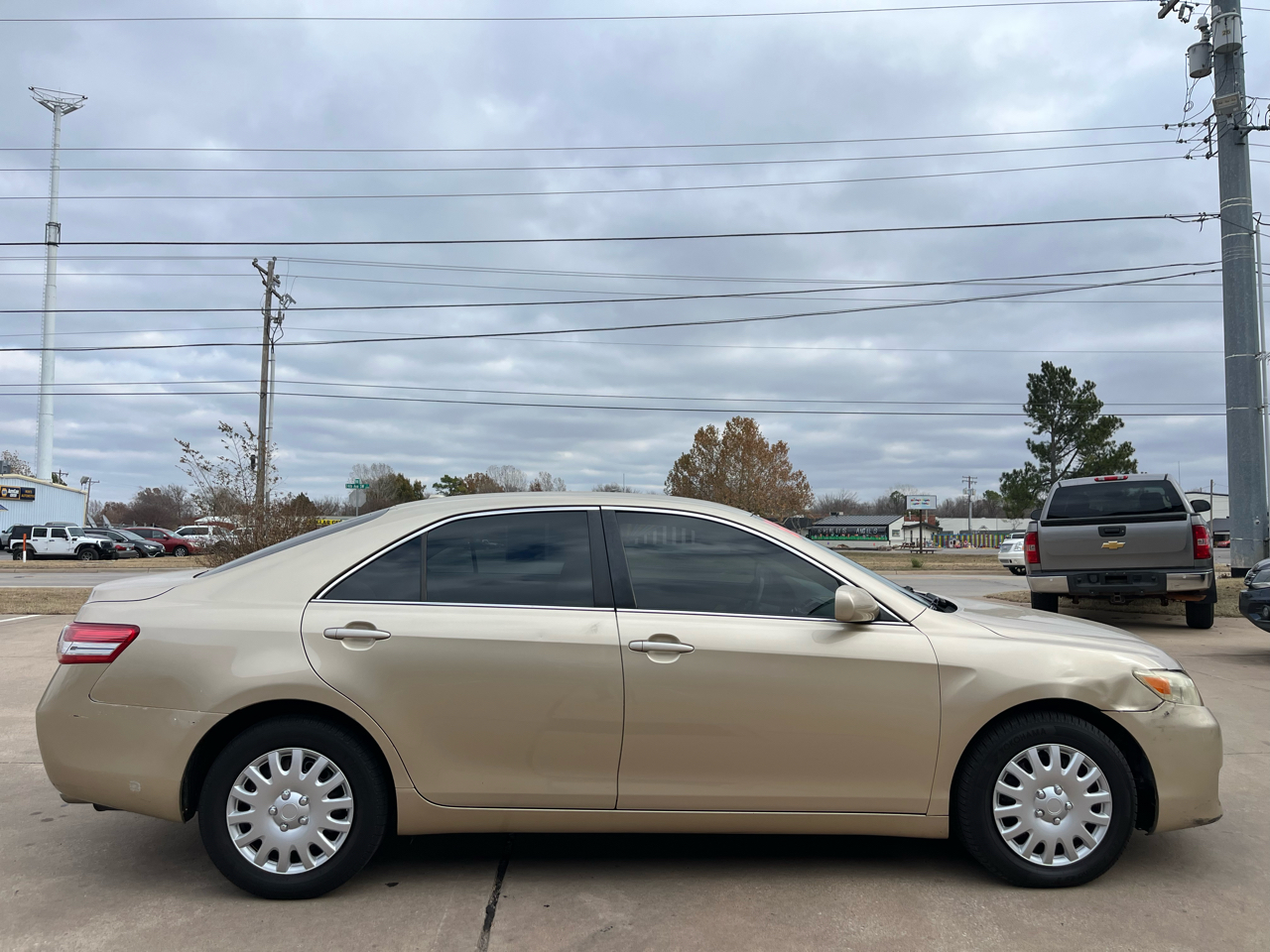 Toyota Camry 4dr Sdn V6 Auto XLE (Natl) 2010