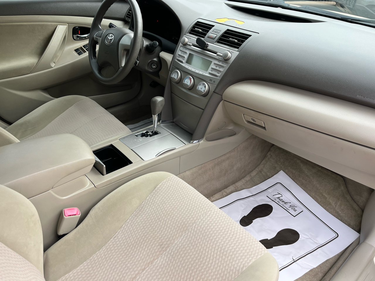 Toyota Camry 4dr Sdn V6 Auto XLE (Natl) 2010