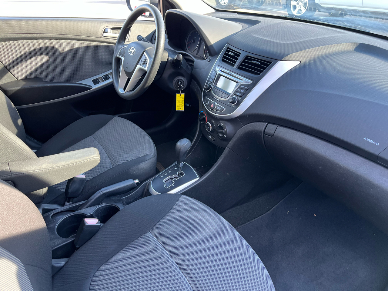 Hyundai Accent 5dr HB Auto GS 2012