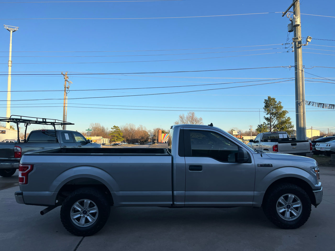Ford F-150 XLT 2WD Reg Cab 8' Box 2020