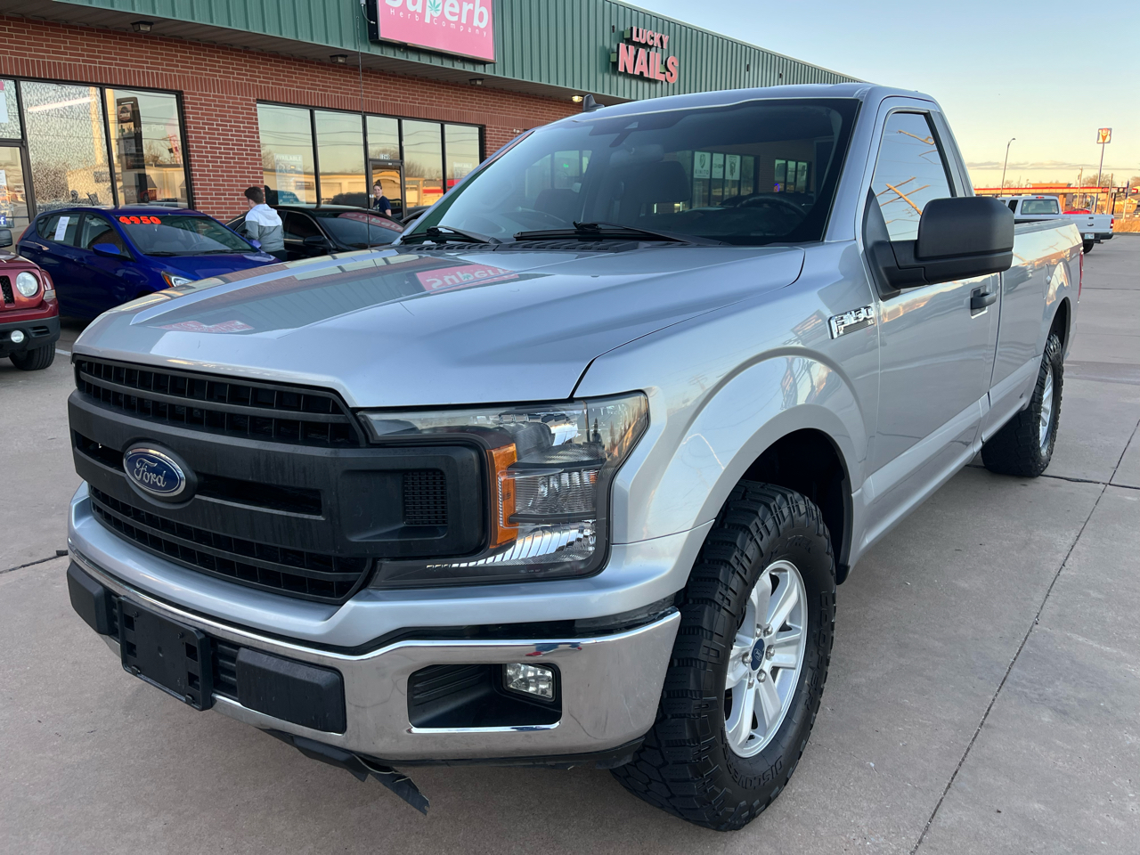 Ford F-150 XLT 2WD Reg Cab 8' Box 2020