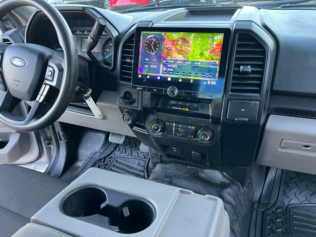 Ford F-150 XLT 2WD Reg Cab 8' Box 2020