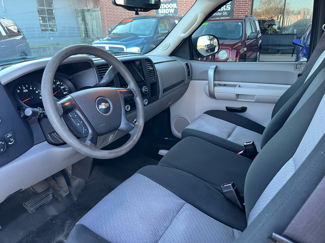 Chevrolet Silverado 1500 2WD Reg Cab 119.0" Work Truck 2008