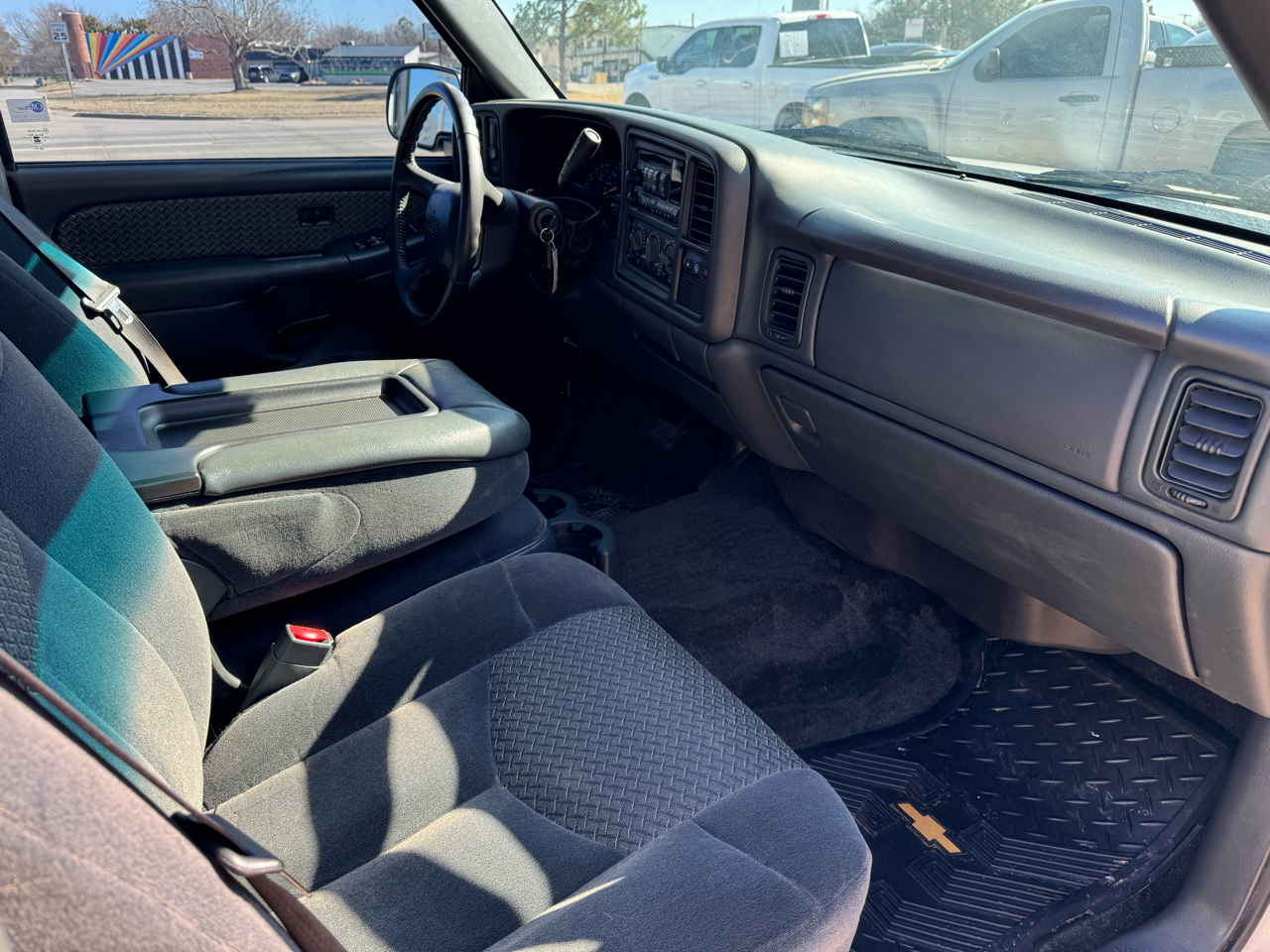 Chevrolet Avalanche 1500 2WD 2002