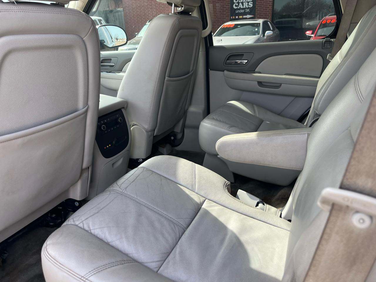 Chevrolet Tahoe LT 4WD 2012