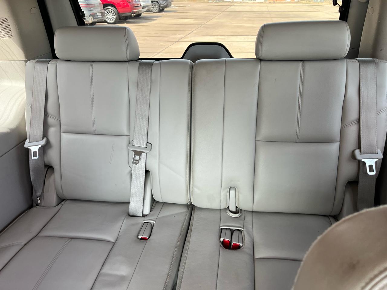 Chevrolet Tahoe LT 4WD 2012