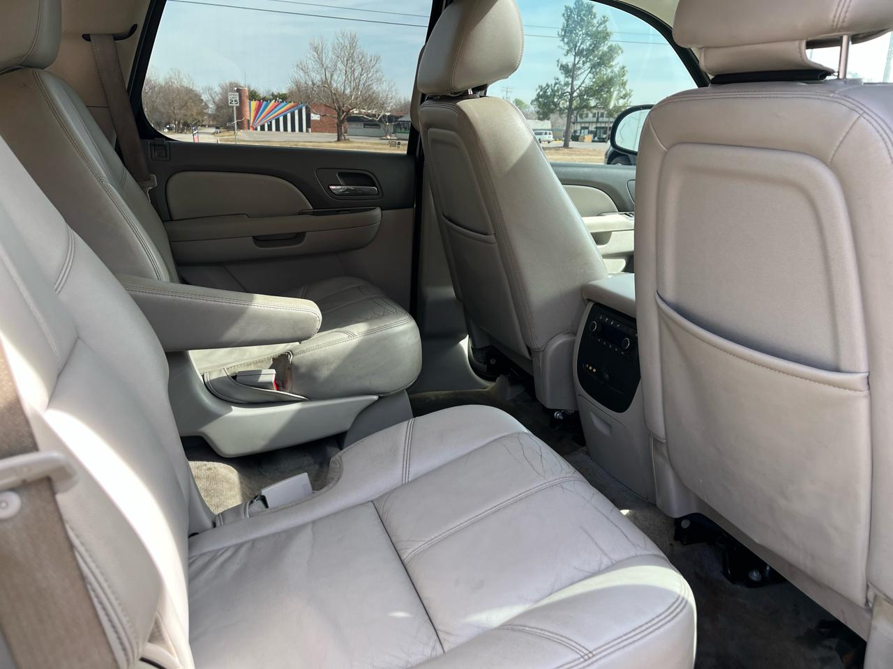 Chevrolet Tahoe LT 4WD 2012