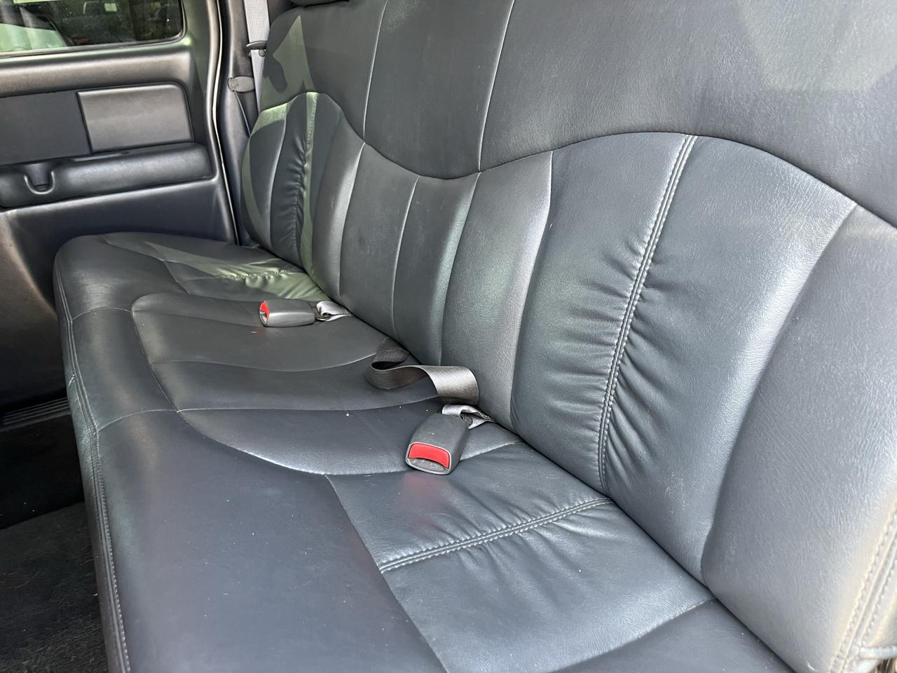 Chevrolet Silverado 1500 LT Ext. Cab 3-Door Short Bed 4WD 2000