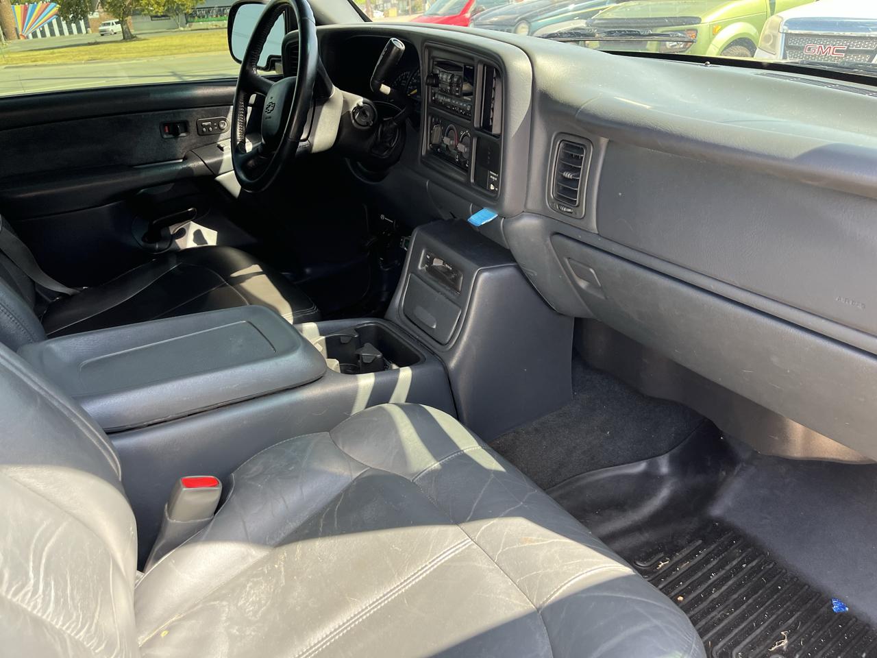 Chevrolet Silverado 1500 LT Ext. Cab 3-Door Short Bed 4WD 2000