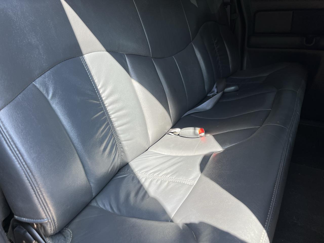 Chevrolet Silverado 1500 LT Ext. Cab 3-Door Short Bed 4WD 2000
