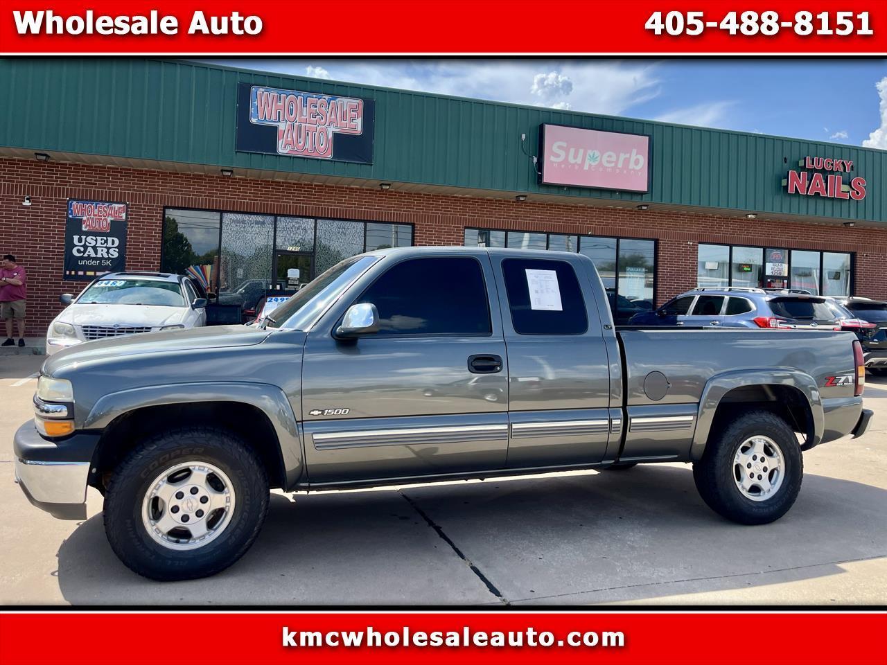 2000 Chevrolet Silverado 1500 LT Ext. Cab 3-Door Short Bed 4WD