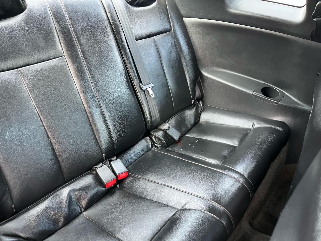 Nissan Altima 2.5 S 6M/T Coupe 2010