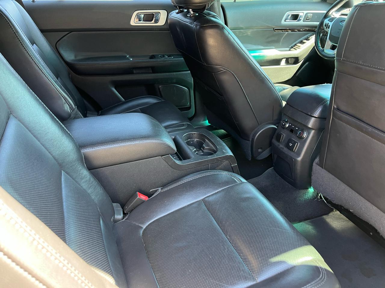 Ford Explorer Limited FWD 2013