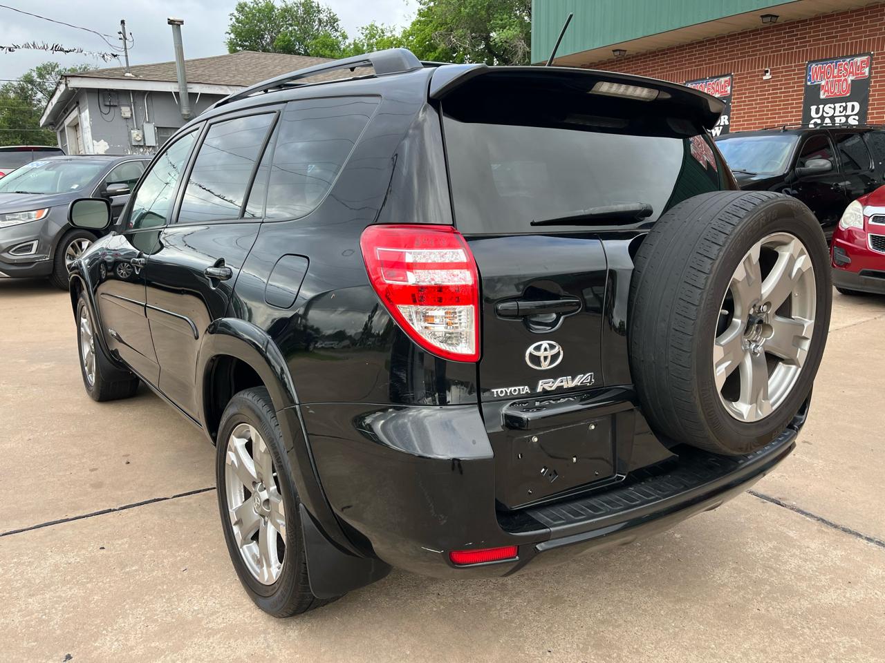 Toyota RAV4 Sport I4 2WD 2010
