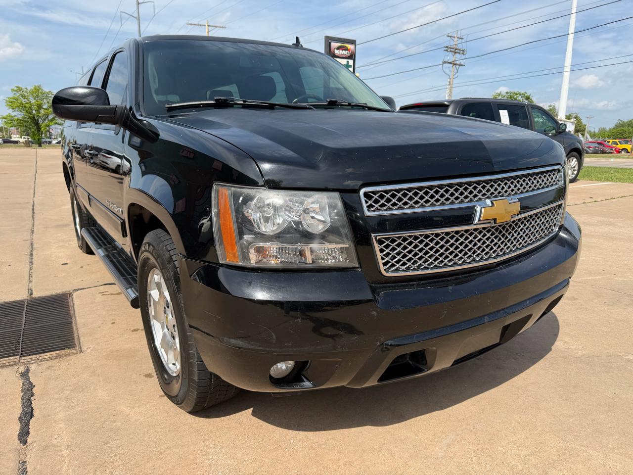Chevrolet Suburban LT 1500 2WD 2013
