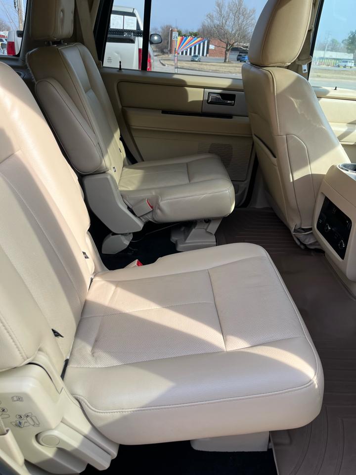 Ford Expedition Limited 2WD 2015