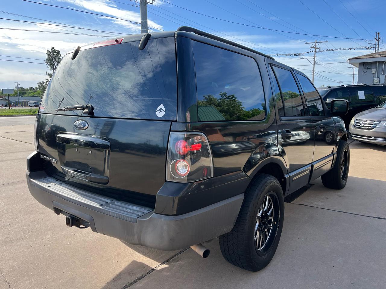 Ford Expedition XLS 2WD 2006