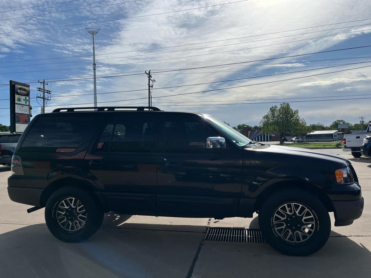 Ford Expedition XLS 2WD 2006