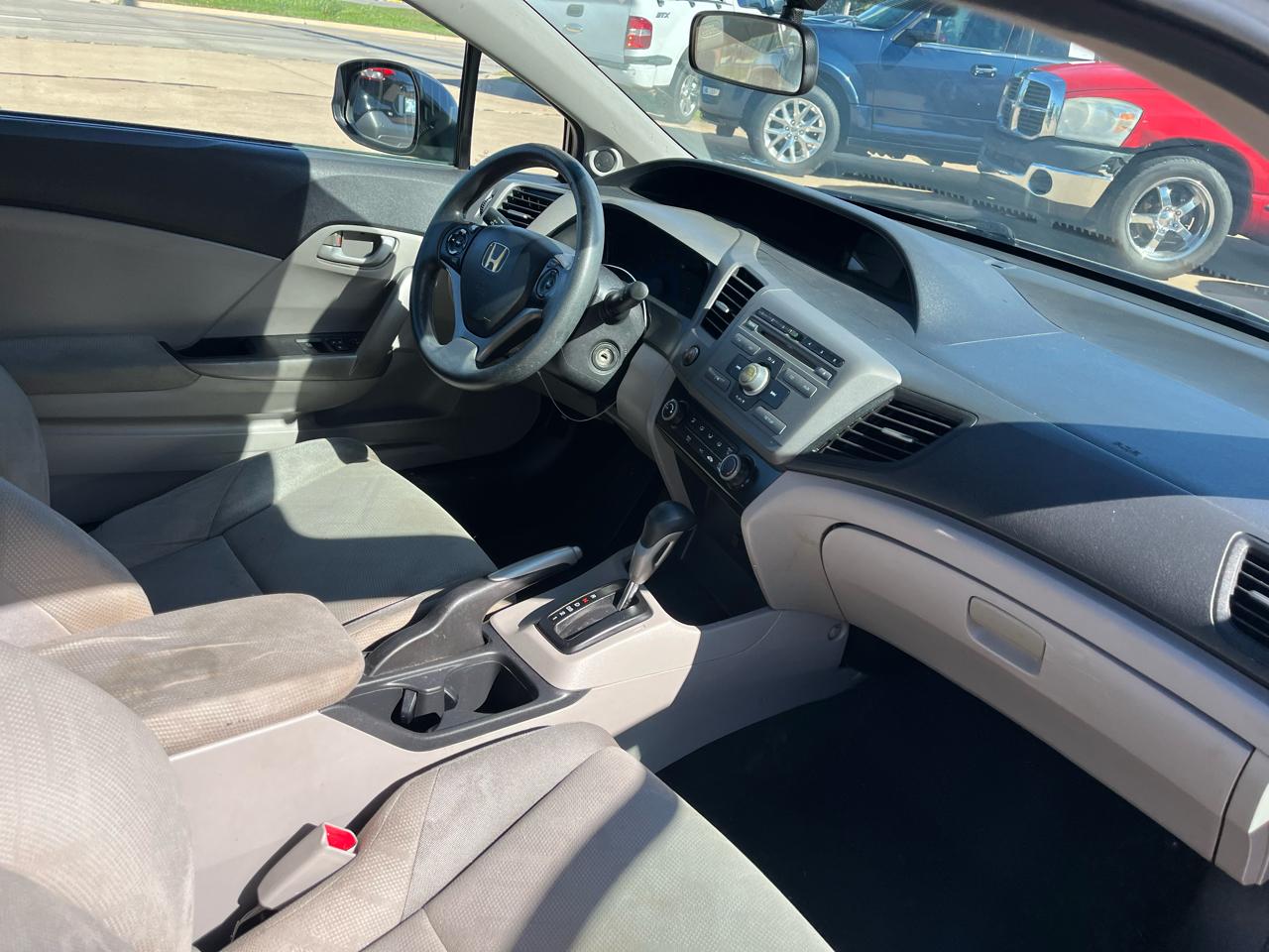 Honda Civic LX Coupe 5-Speed AT 2012