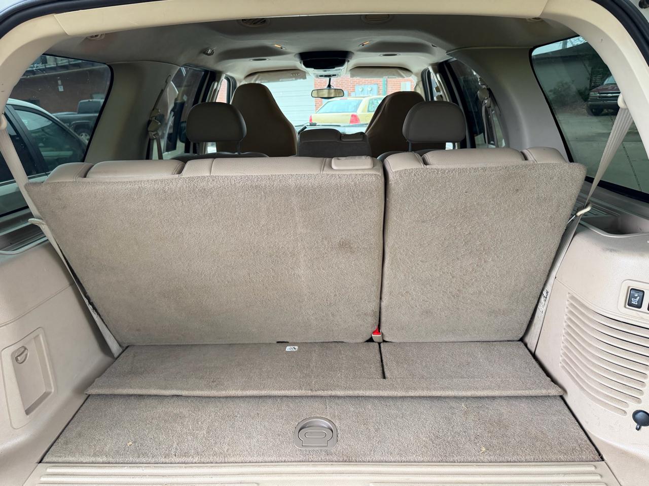 Ford Expedition Eddie Bauer 4.6L 2WD 2003