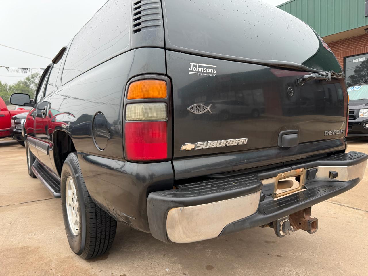 Chevrolet Suburban 1500 4WD 2005