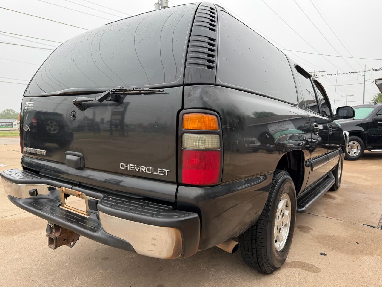 Chevrolet Suburban 1500 4WD 2005