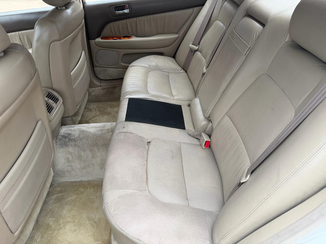 Lexus LS 400 Base 1997